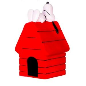Peanuts for Pets LIMITED EDITION Snoopy on Dog House